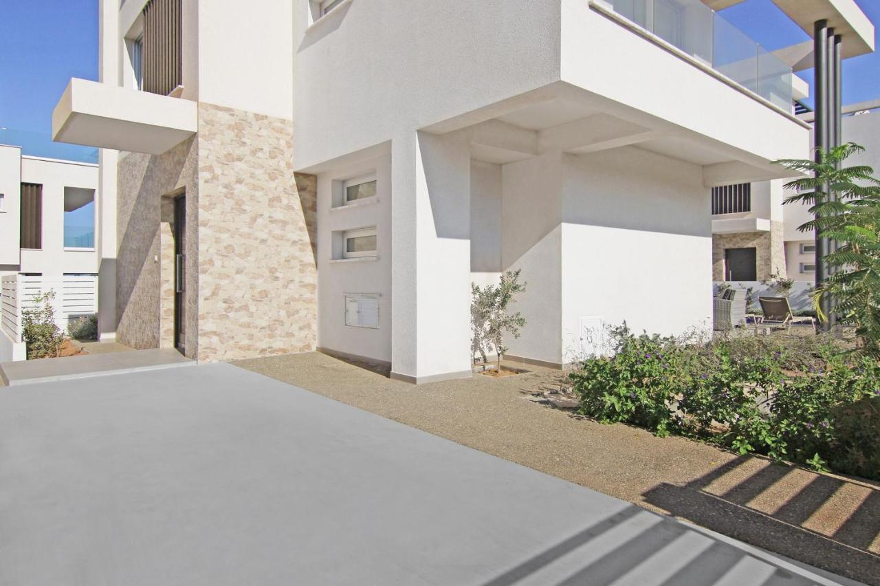 Villa Nova Protaras Buitenkant foto
