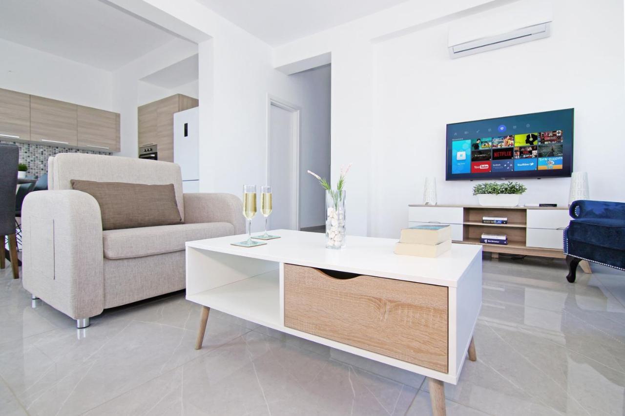Villa Nova Protaras Buitenkant foto